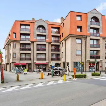 Lovely Located At The Centre Of With Garage