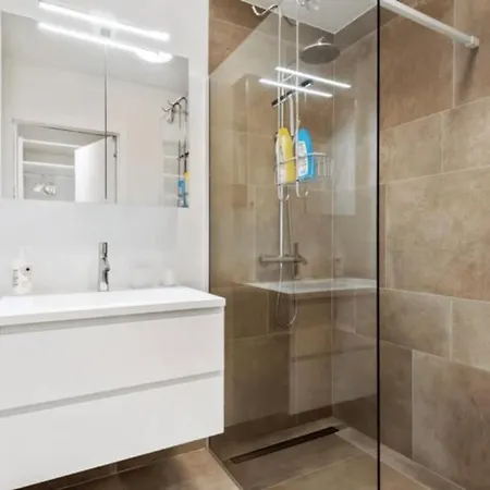 Lovely Located At The Centre Of With Garage * De Haan